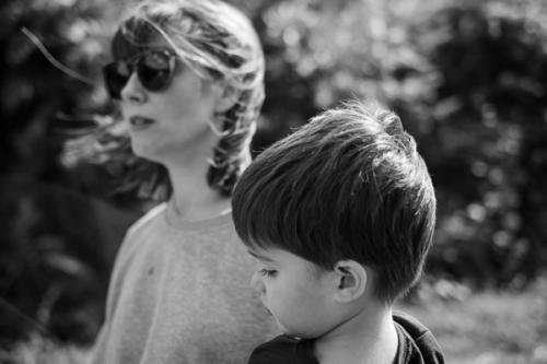 seance-photo-lr-studio-famille-mere-fils