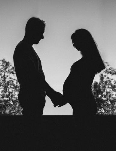 Seance-photo-grossesse-femme-enceinte-creuse- 09
