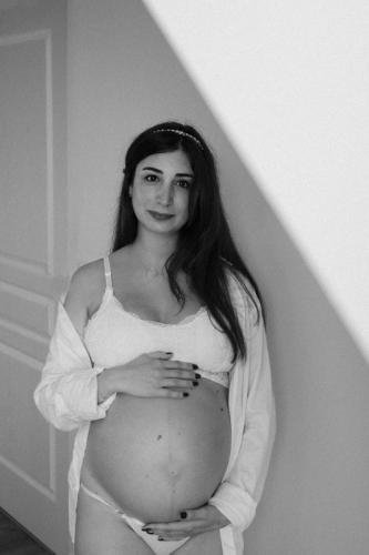 Seance-photo-grossesse-femme-enceinte-creuse- 10